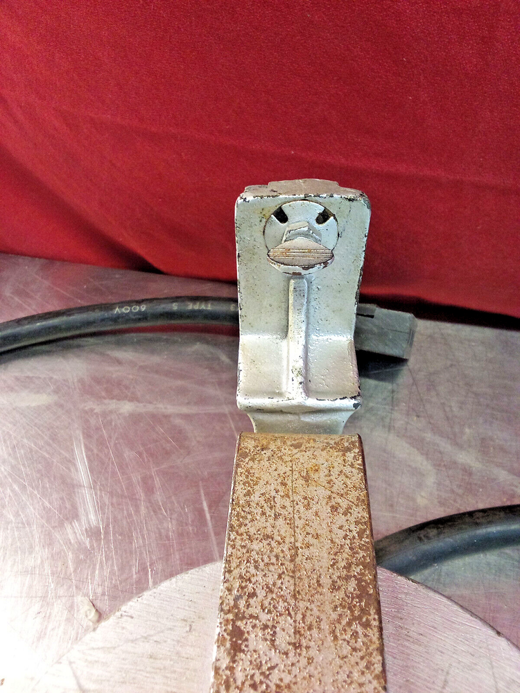 Kliegl Bros Pipe Clamp & Model 112 Scissors Assembly - USED