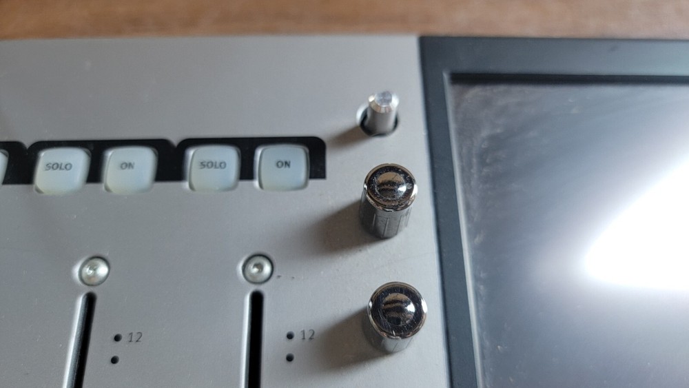 Avid/Euphonix MC Control Editing Sound Video Controller EuCon