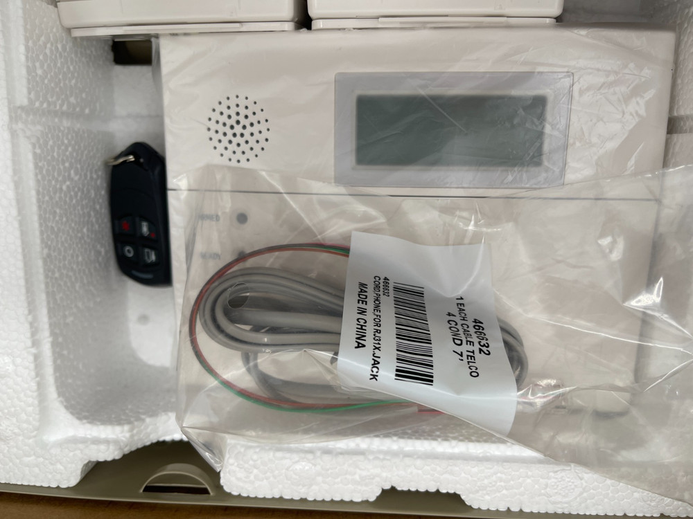 ADT Safewatch Pro 3000EN Security System Kit Set