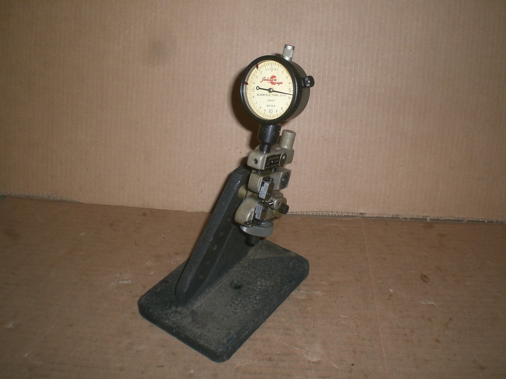 Johnson Tri Roll Thread Gage Comparator stand with indicator