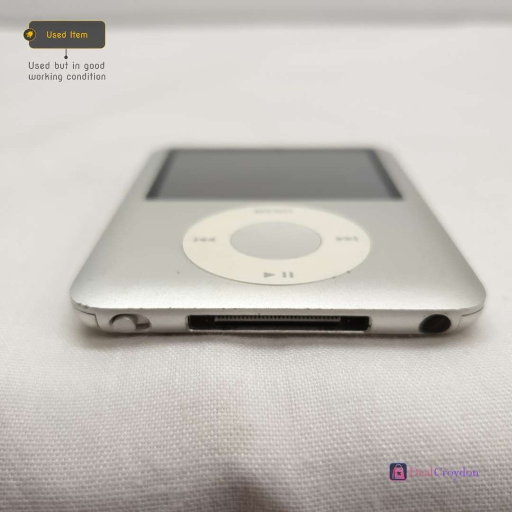 APPLE IPOD A1236 4GB IPOD PLAYER NO ACCESSORIES