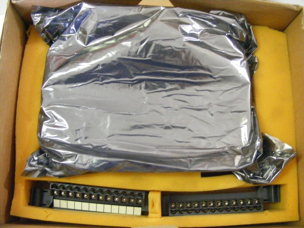 ALLEN BRADLEY ENCODER COUNTER MODULE 1771-IJ 5V I/O