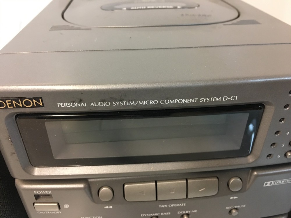 Denon D-C1 Personal Micro Component System CD Changer AM/FM Aux Speaker (READ)