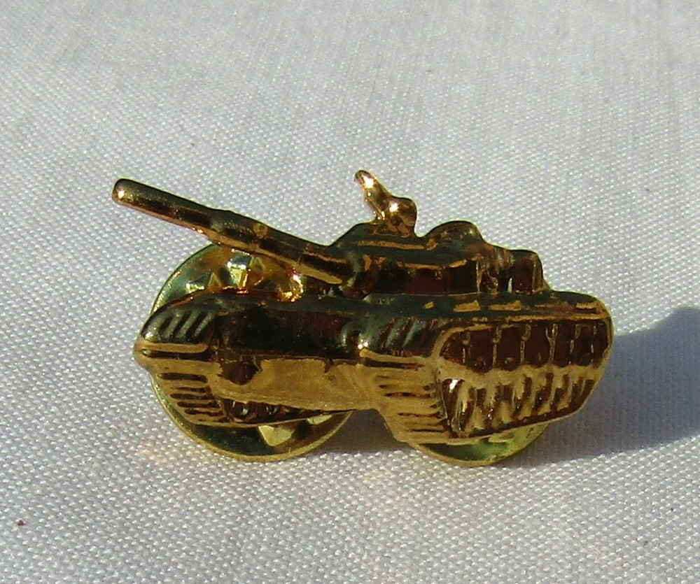 Chinese Army Tank pin