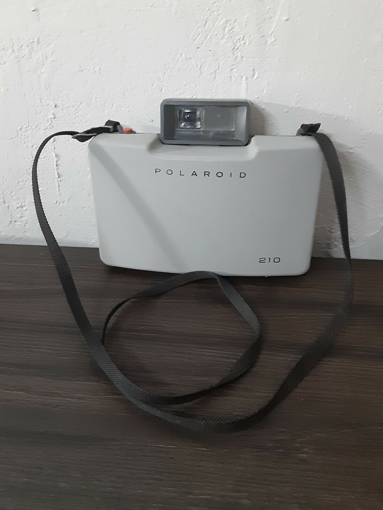 Polaroid 210 Camera