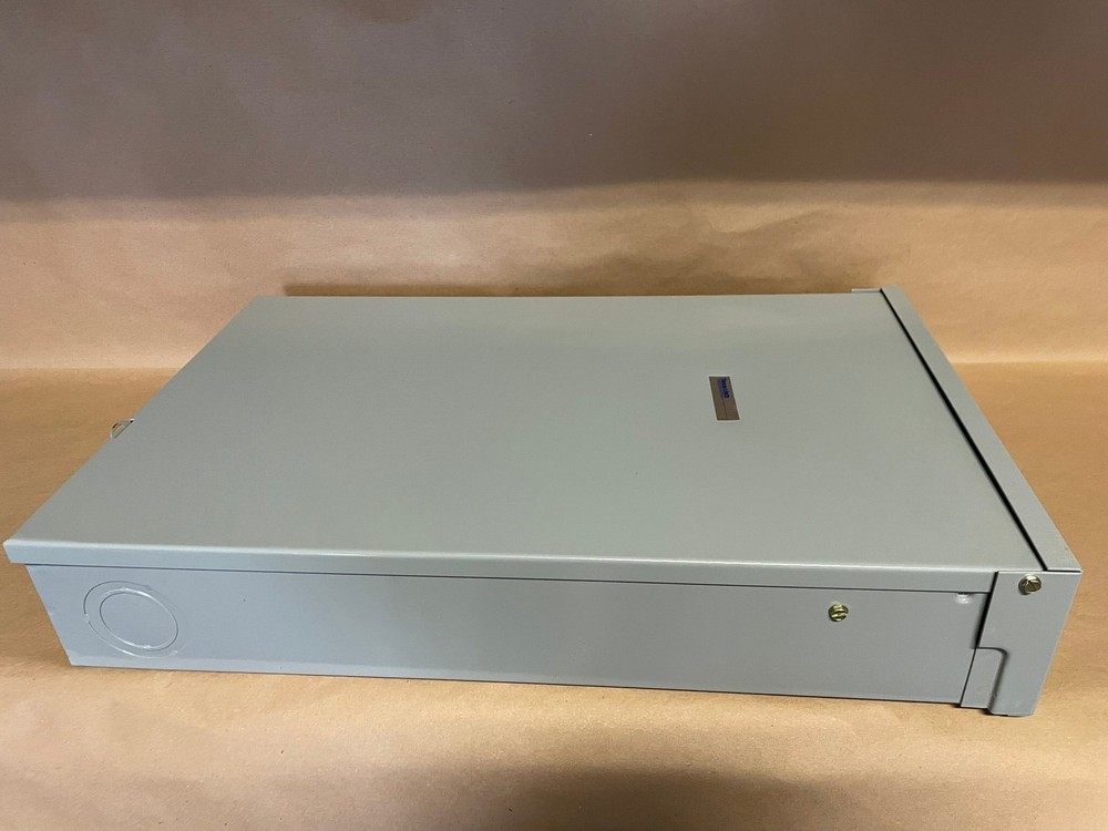 TBB10 (20-24) R Loadcenter