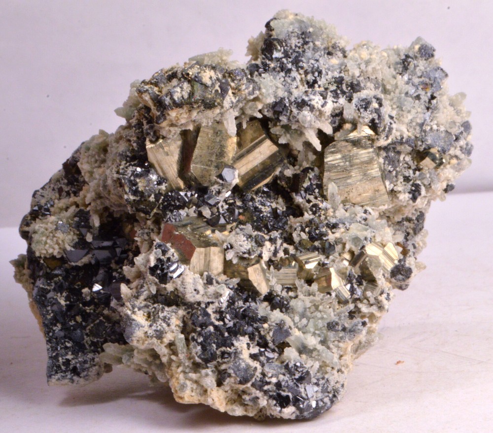 #8542 Sphalerite, Calcite, Pyrite - Bulgaria