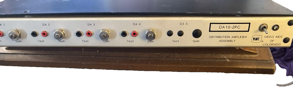 VAC Video Distribution Amplifier DA 10 -2PC