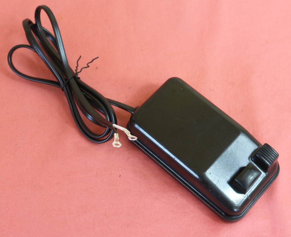 Vintage Singer Bakelite Button Style Foot Controller (wiring terminal ends)