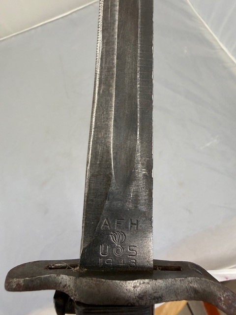 WW2 Original AFH U.S. Flaming Bomb 1943 M1 GARAND 10” BAYONET and SCABBARD