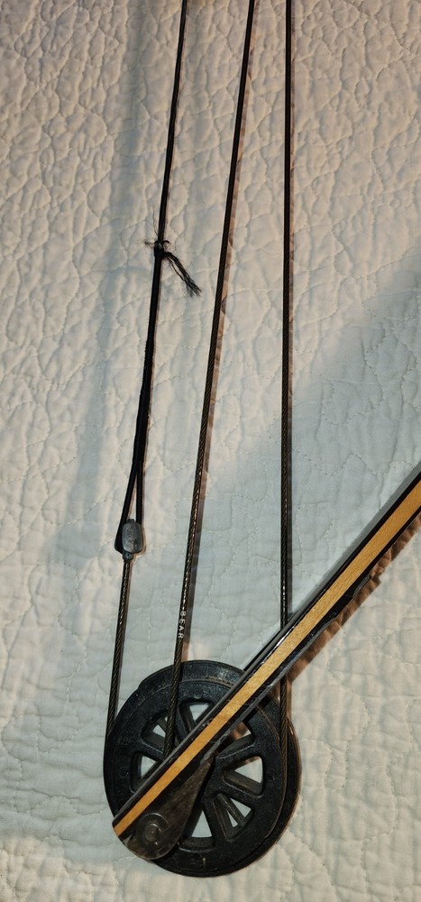 Vintage Bear Archery Brown Bear Compound Bow 30 " Draw, 60 lb pull