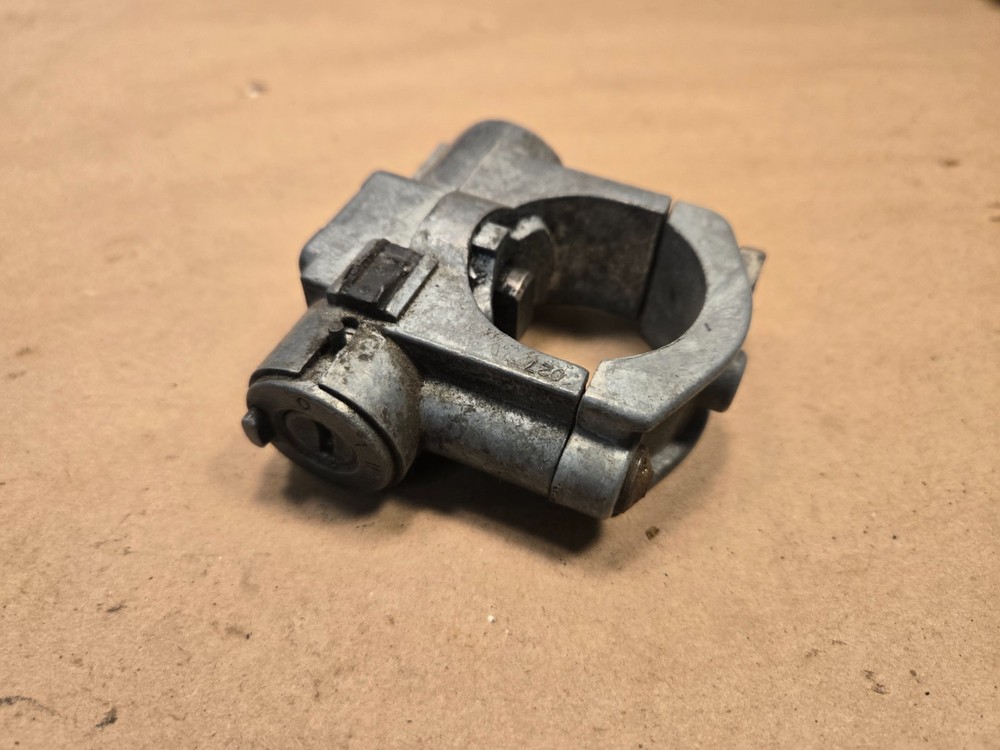 MG MGB Midget Column Lock BHM7143