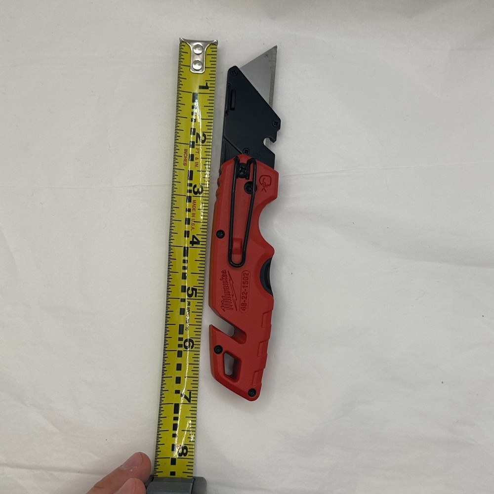 Milwaukee Tool 48-22-1502 Fastback Folding Utility Knife With Blade Storage