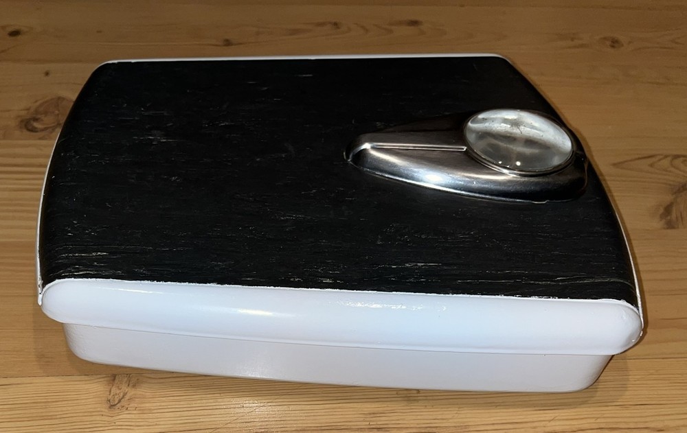 Vintage 1950's Borg Bathroom Scale