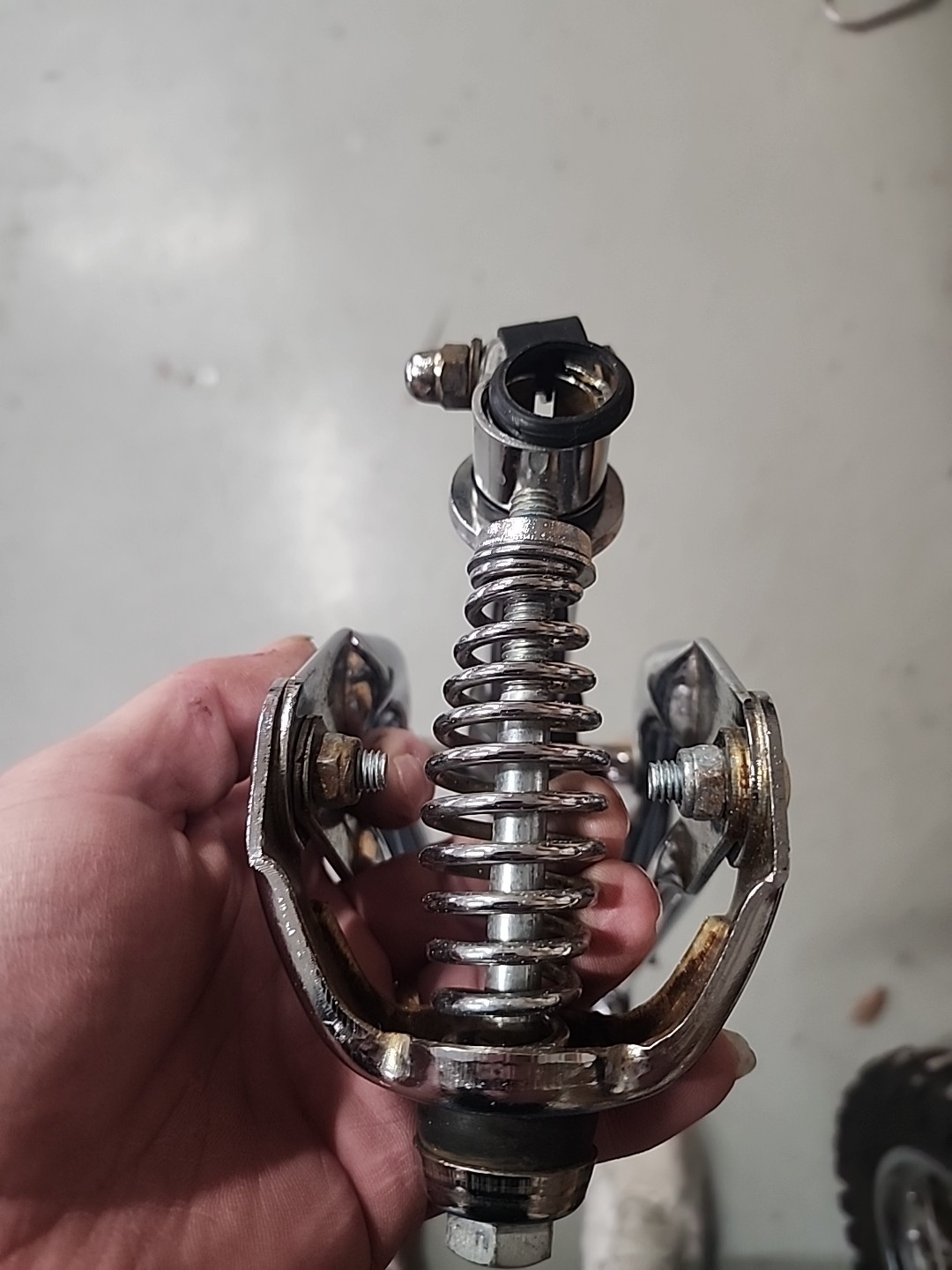 SCHWINN LIL STINGRAY TRICYCLE CHROME SPRINGER FRONT FORK HARD TO FIND NICE L$$K