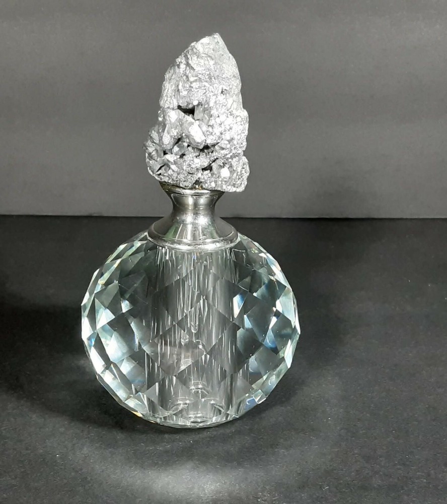 Perfume Bottle with Silver Agate Stopper