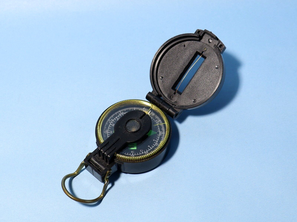 Vintage Engineer Directional Compass Black Plastic Folding Case #JC