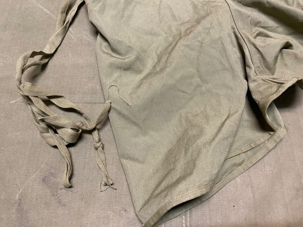 ORIGINAL WWII US ARMY INFANTRY M1941 CLOTH HOOD-MEDIUM, DATED:1943