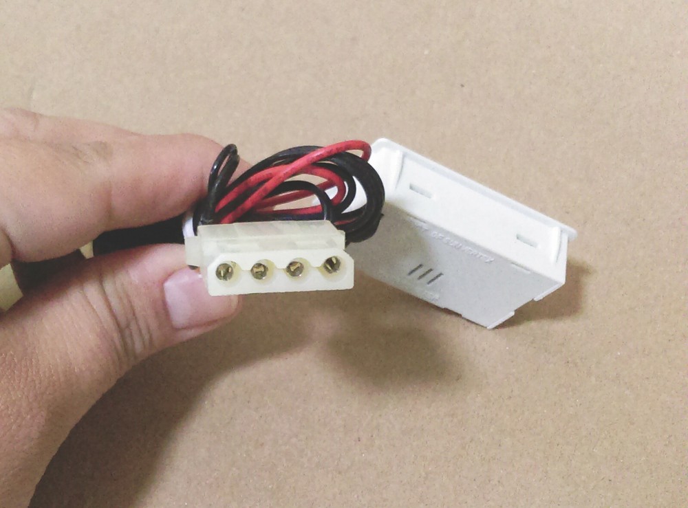 NEW Digital LCD Fahrenheit Display Thermometer PC Temperature Sensor, 4pin Plug