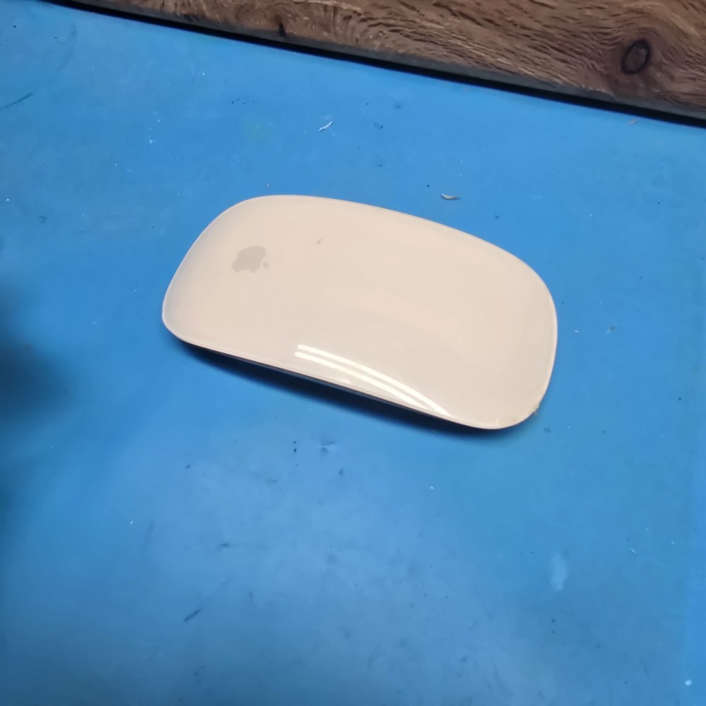 Apple Magic Mouse 2 Wireless Mouse - White (A1657)