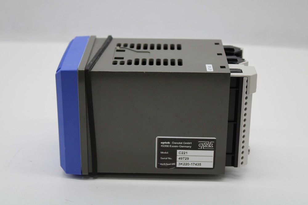 Optek C221 Control 200 Conductivity Controller