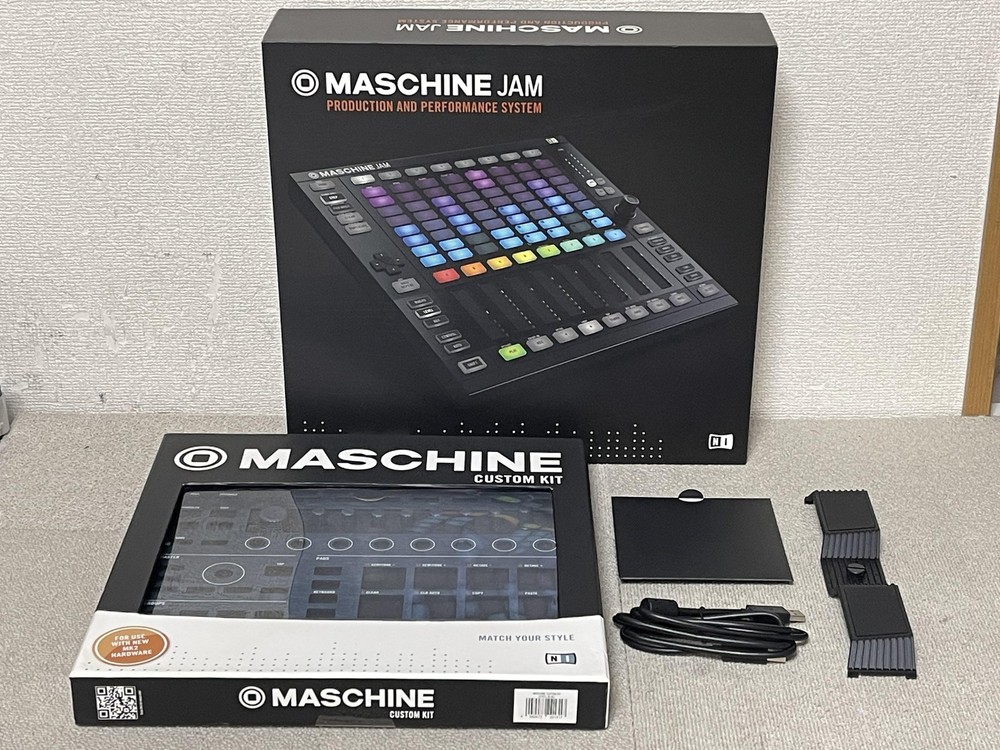 Native Instruments Maschine Jam Controller Production Performance System w/Box
