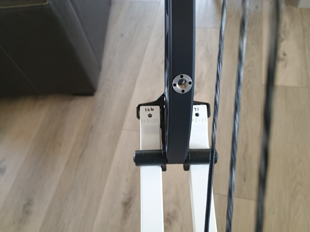 PSE Dominator Duo 40 SE2 archery bow RH