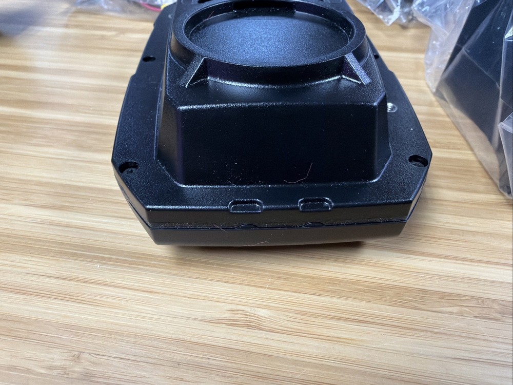 Garmin Striker Plus 4 Fishfinder + Transducer