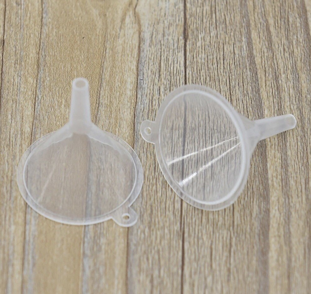 10Pcs Small Plastic For Perfume Diffuser Bottle Mini Liquid Oil Funnels 10pcs