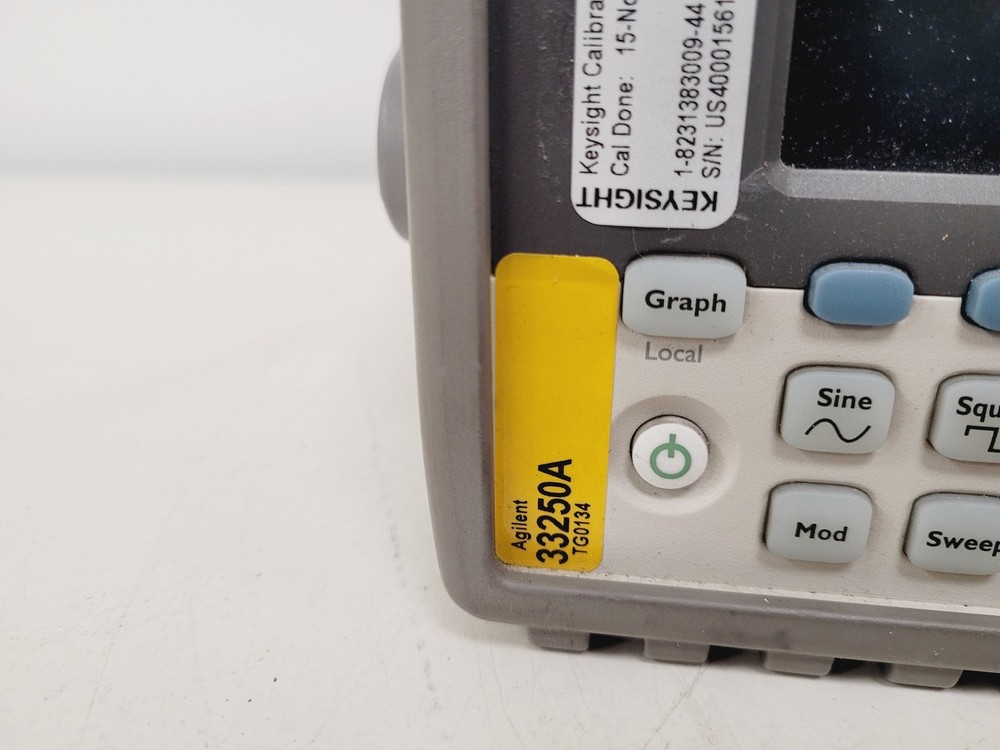 Agilent 33250A Function/Arbitrary Waveform Generator