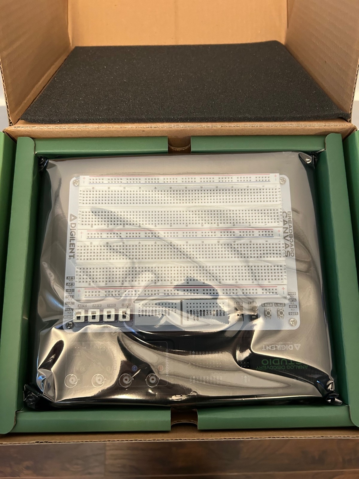 Digilent Analog Discovery Studio: Portable circuits laboratory -(SKU: 471-031)