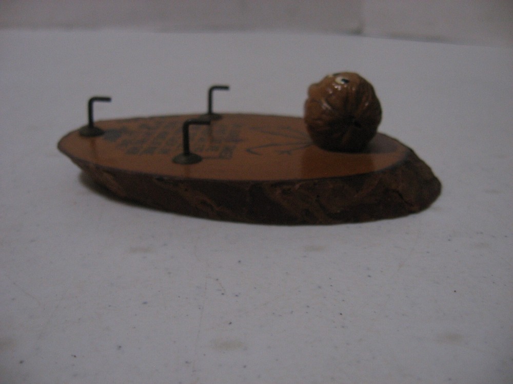 Vintage Six Flags Theme Park Wall Mounted Key Hanger Hooks