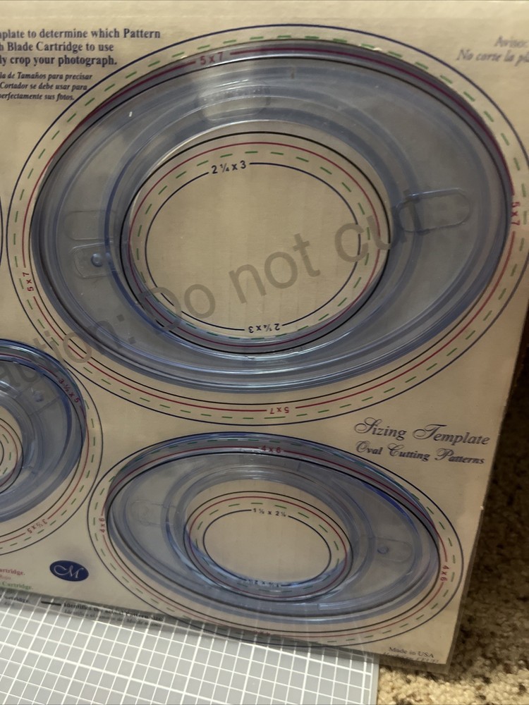 Creative Memories Custom Cutting System 4 Oval Template Set & 2 Sizing Guides