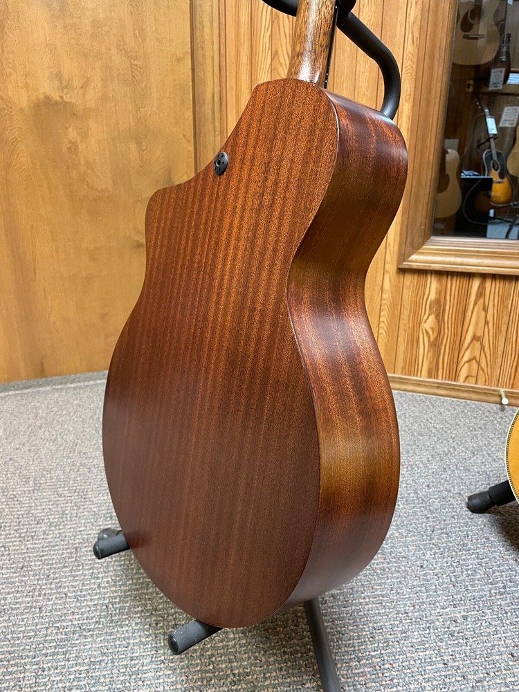 MARTIN SC-10E SAPELE