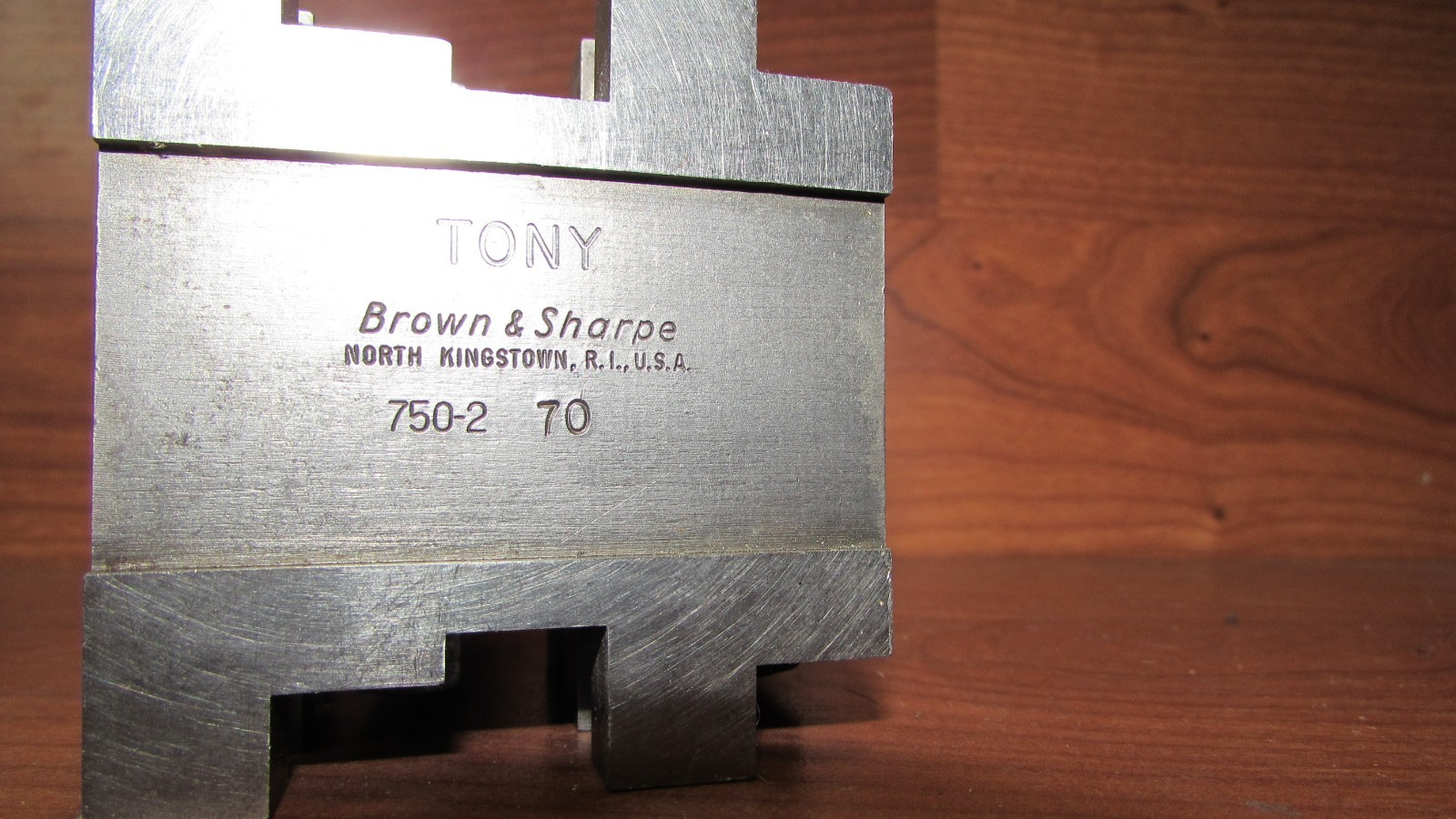 Vintage BROWN & SHARPE V Block & 2 Clamps USA 750-2 70