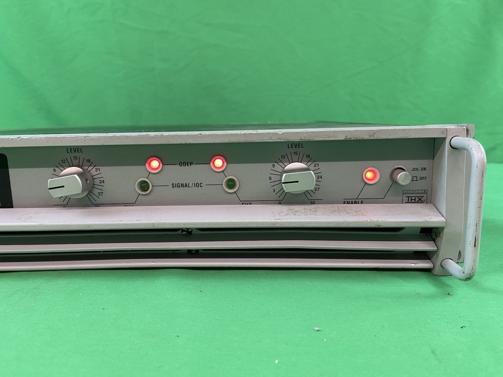 CROWN MACRO-TECH 600, 2 CHANNEL POWER AMPLIFIER