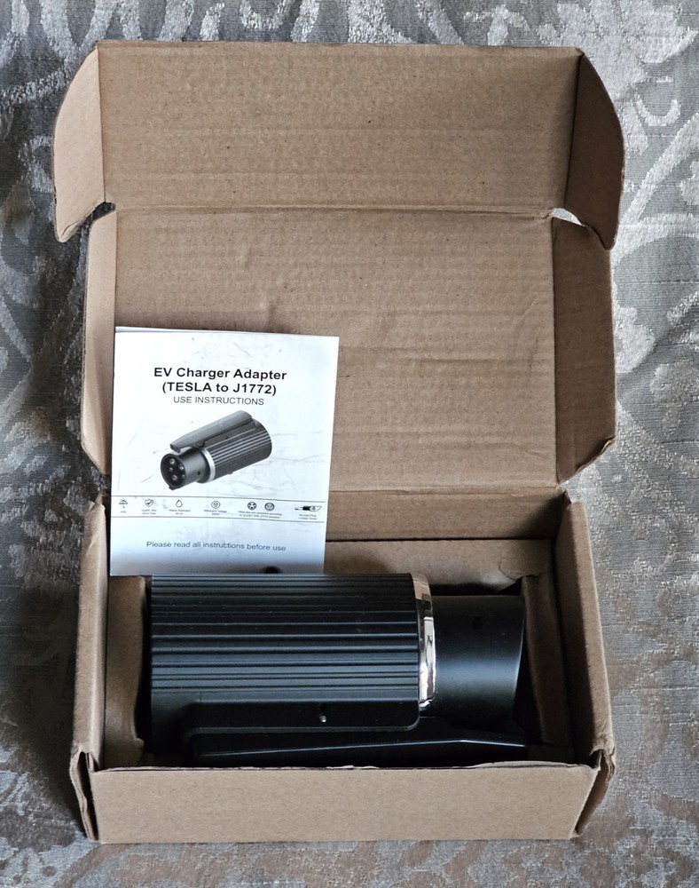 Mavulo Tesla to J1772 Charging Adapter