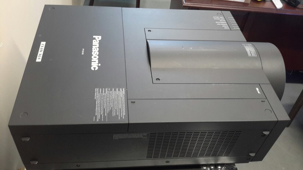 Panasonic PT-EX12KU LCD Projector