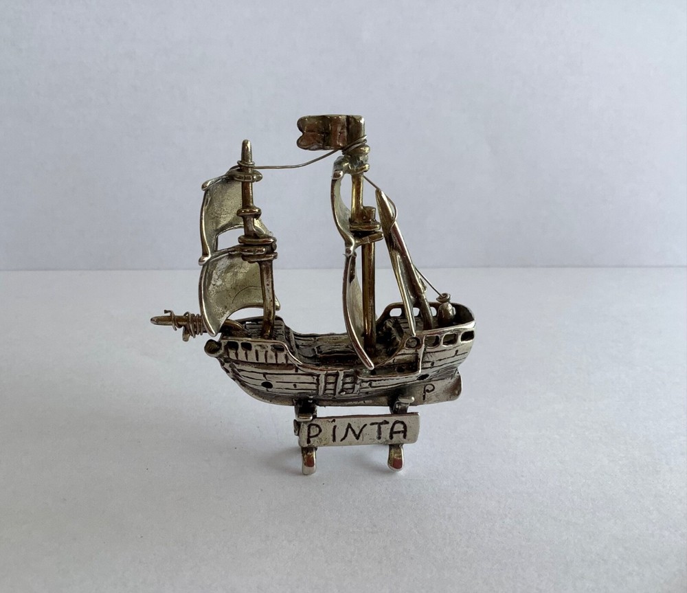 VINTAGE CONTINENTAL SOLID SILVER MINIATURE GALLON SHIP PINTA