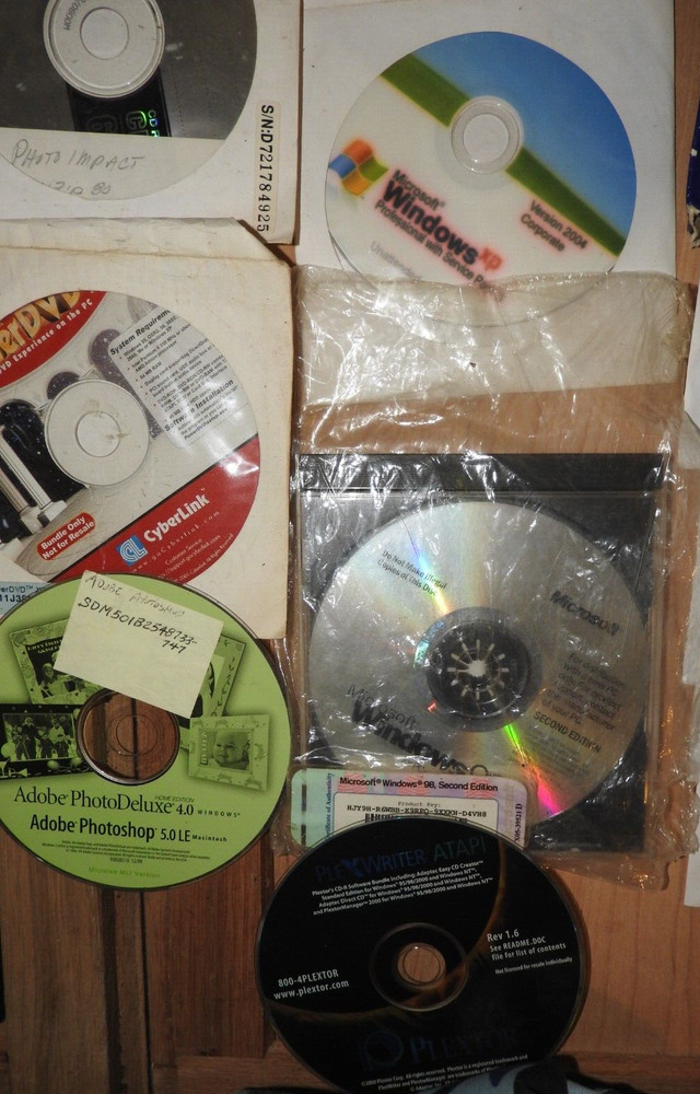 Vintage Untested Floppy Discs, Windows, Encarta, Programs, Lens Cleaner CD