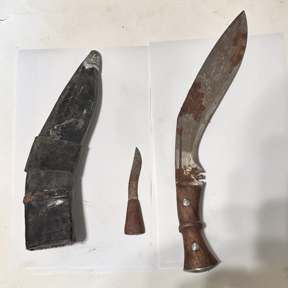 ( # 100) VINTAGE GURKHA KUKRI KNIFE W SHEATH