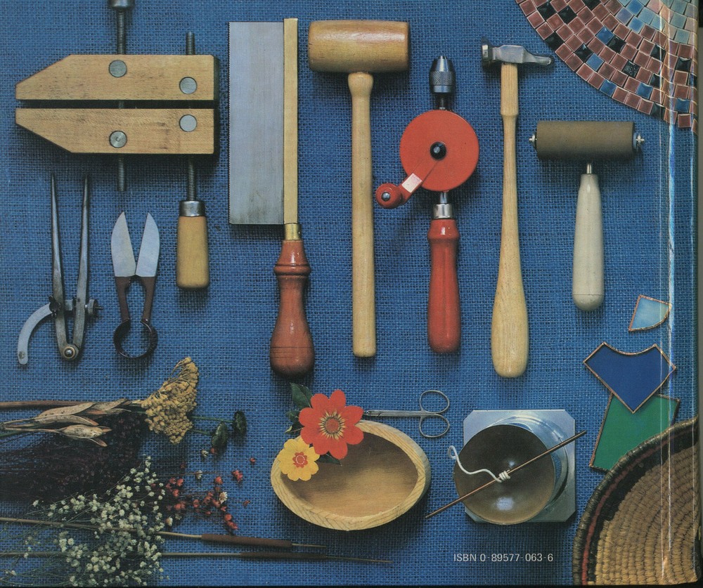 Reader's Digest Crafts & Hobbies: A Step-by-Step Guide to Creative Skills Book