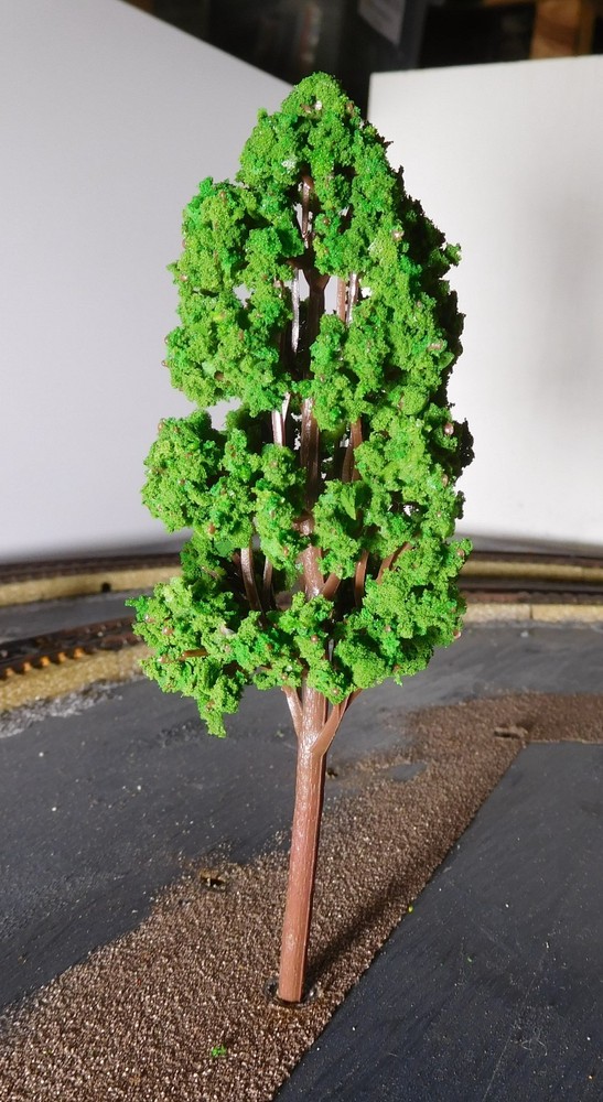 10 Medium Green Deciduous Trees, 160 mm Tall