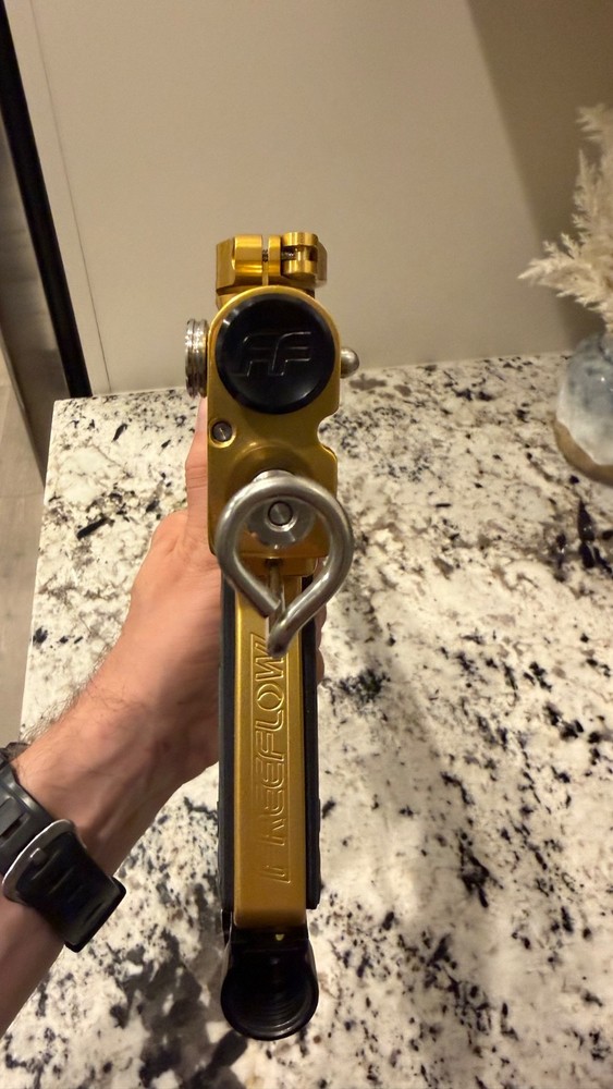 Freeflow Champion Autococker - Gold - Amazing Condition