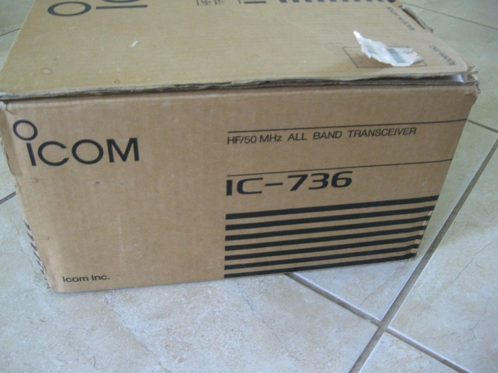Icom IC-736 Original box with Strofoam blocks in Good shape