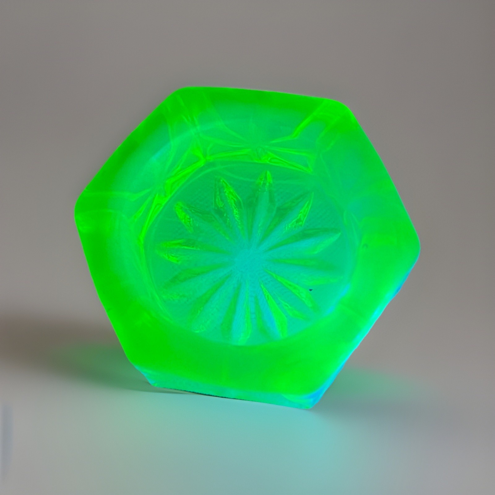 ANTIQUE John Walsh Milky Opalescent Hexagonal Bright Uranium Glow Salt Cellar