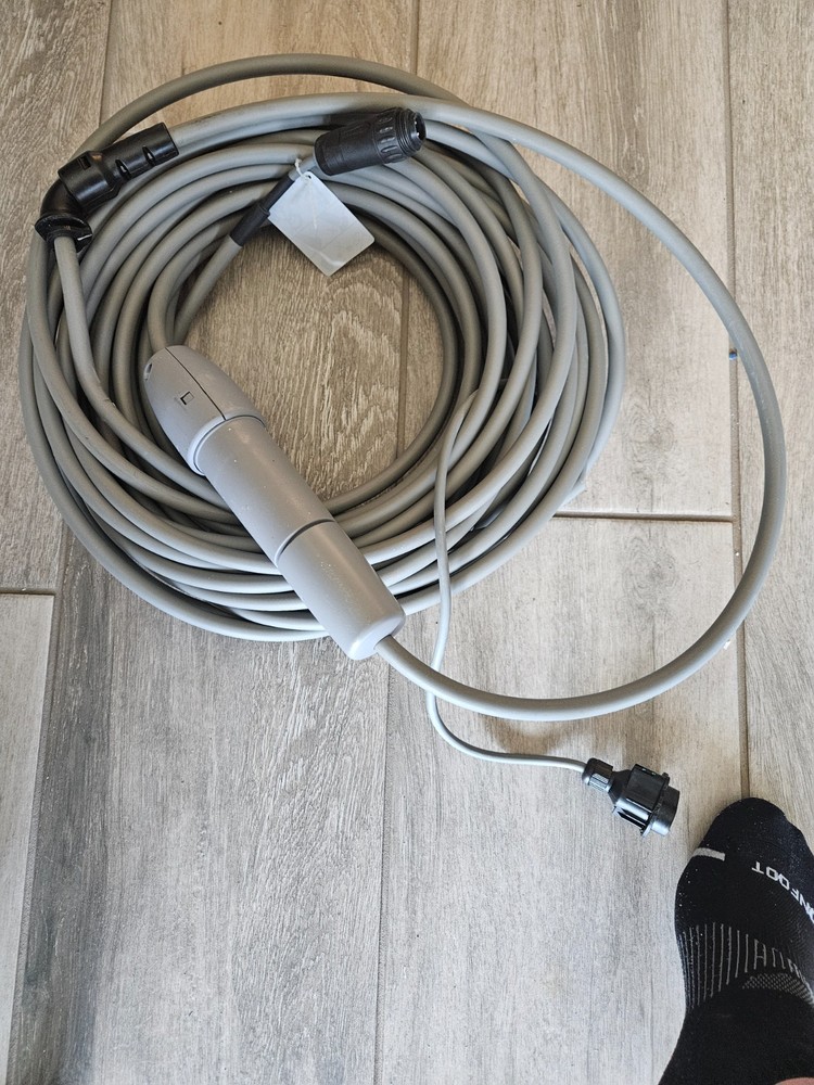 Polaris Floating Cable Assembly