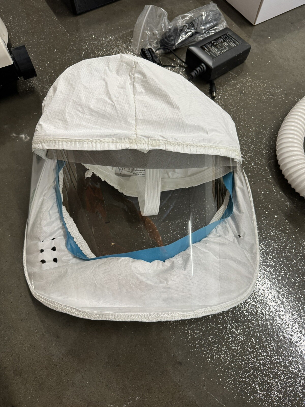 Bullard PAPR EVA20LFL with Powered Respirator And Blower Good Battery Charger