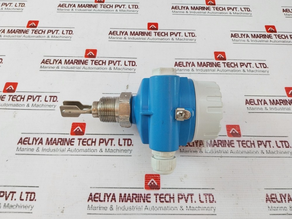 Endress+Hauser FTL50-CHR9/0 Vibronic Point Level Switch