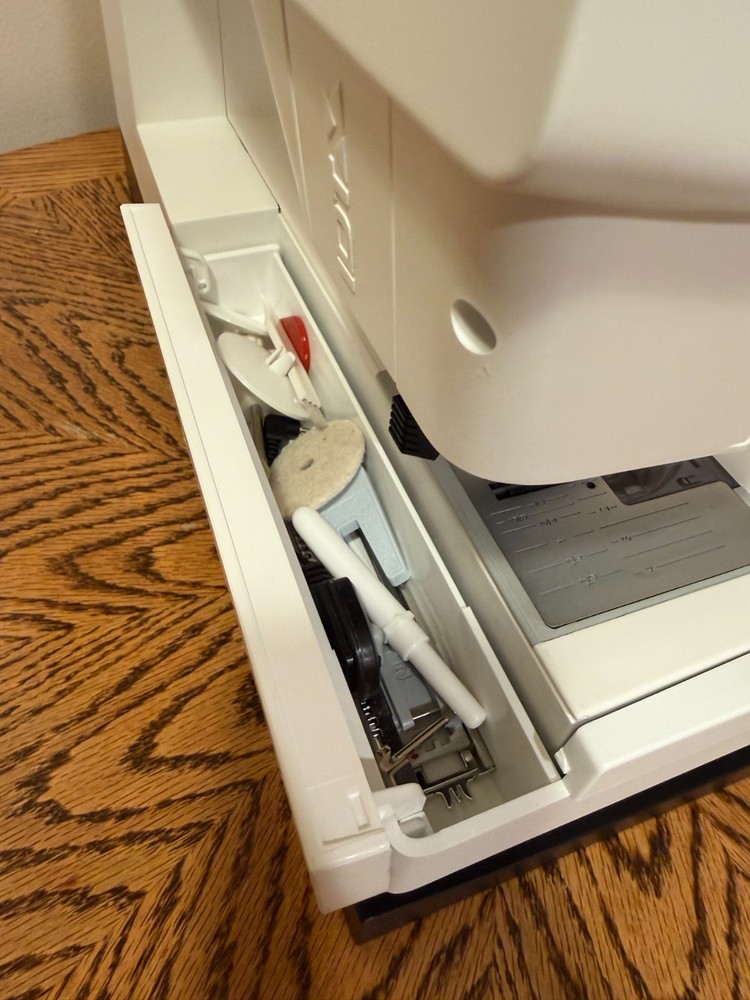 Pfaff Quilt Expression 4.2 Sewing Machine